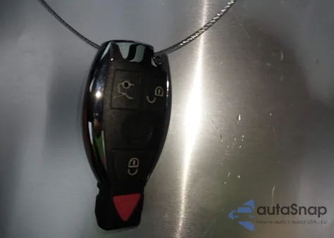 2013 Mercedes-Benz Glk 350 4Matic z USA, uszkodzony, nr VIN WDCGG8JB5DG126998